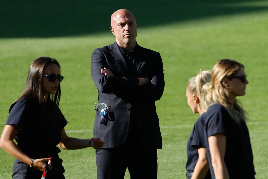 El entrenador de la selecci&oacute;n italiana, Andrea Soncin, en el Stade de Suisse este jueves, en Berna, previo al partido de la fase de grupos del Grupo B que disputan ma&ntilde;ana ante Espa&ntilde;a. EFE/ Ana Escobar