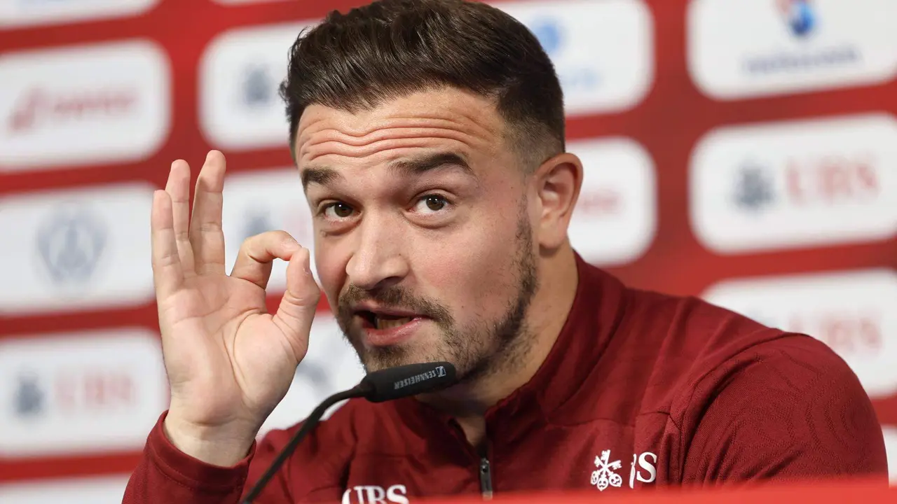 El suizo Xherdan Shaqiri, durante su comparecencia ante los medios este jueves. EFE/EPA/PETER KLAUNZER