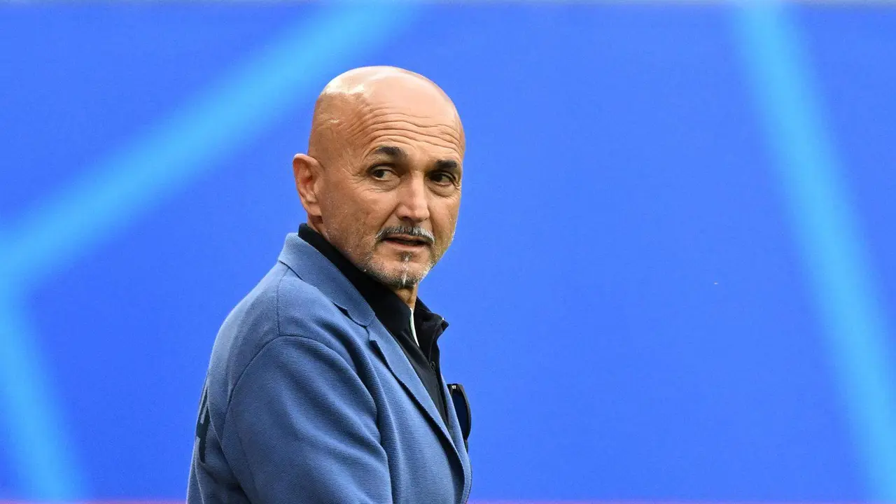 Luciano Spalletti, entrenador de la selecci&oacute;n italiana de f&uacute;tbol. EFE/EPA/DANIEL DAL ZENNARO