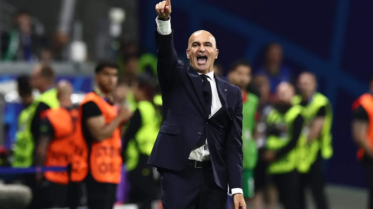 El seleccionador de Portugal, el espa&ntilde;ol Roberto Mart&iacute;nez en la UEFA EURO 2024. EFE/EPA/ANNA SZILAGYI